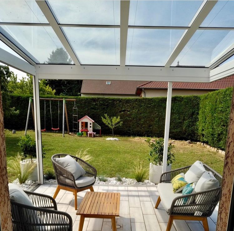 Pergola entièrement vitrée - Meyzieu (69)