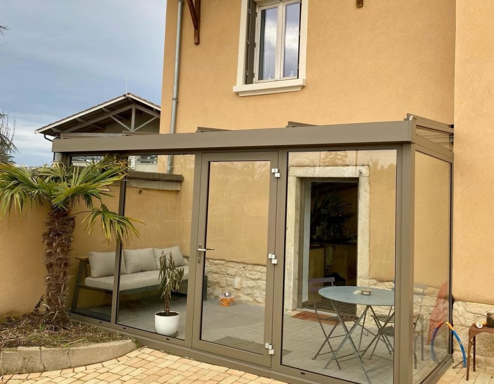 Création d’un sas d’entrée et extension de l’habitation : aménagement maîtrisée et confort durable près de Trévoux (01)